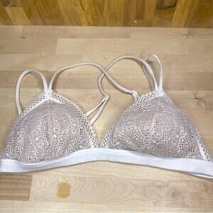 Victorias Secret White Lace Strappy No Wire Bralette